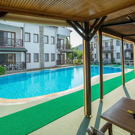 Appart hôtel B.c. Alya 2*